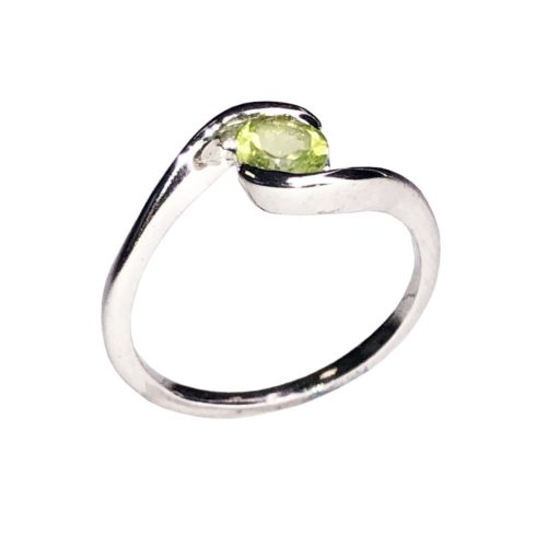 anillo peridoto plata