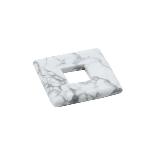 pi chinois ou donut howlite petit carré